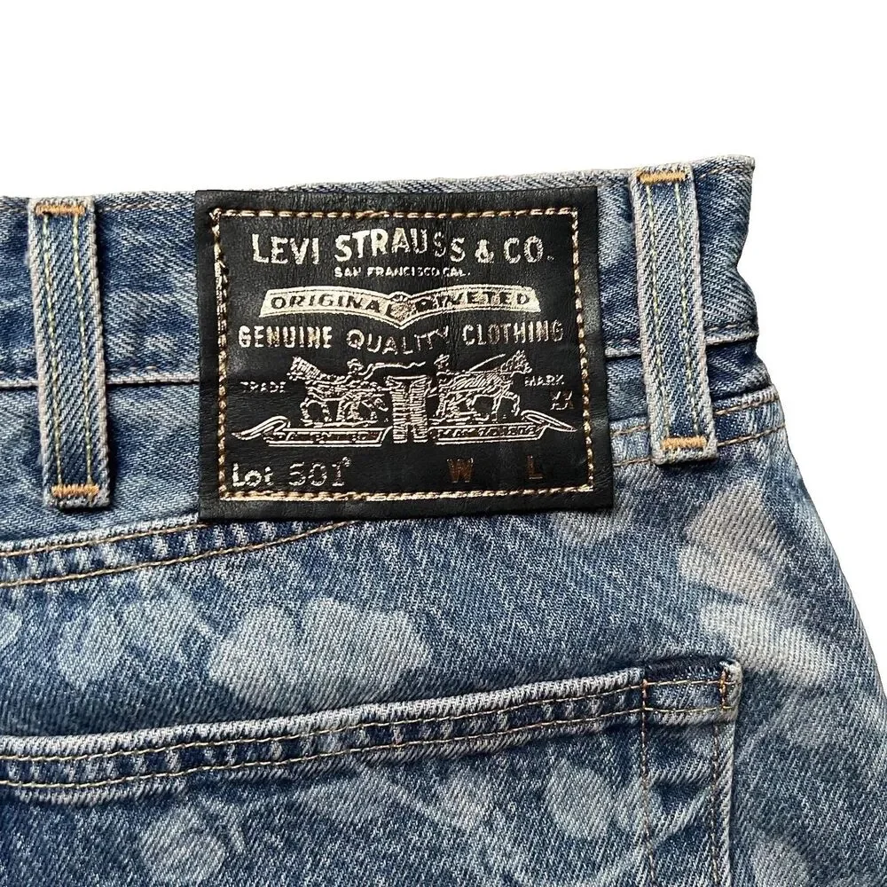 Levis this listing